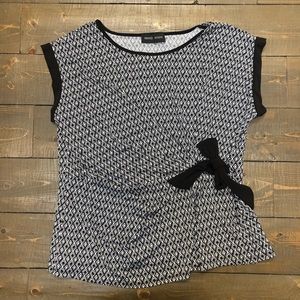 🖤3/$20 B&W top with Side tie